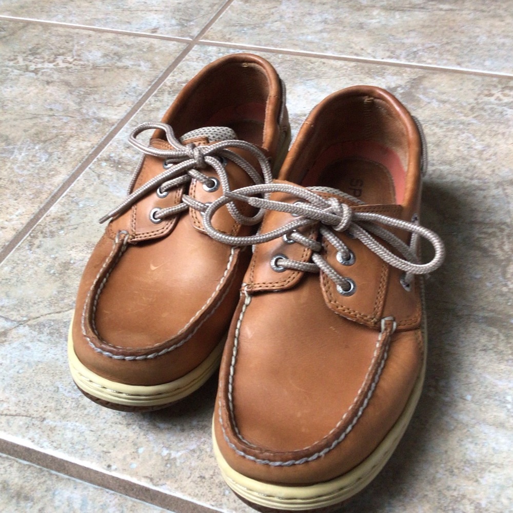 Men’s 8 EW Sperry Boat Shoes